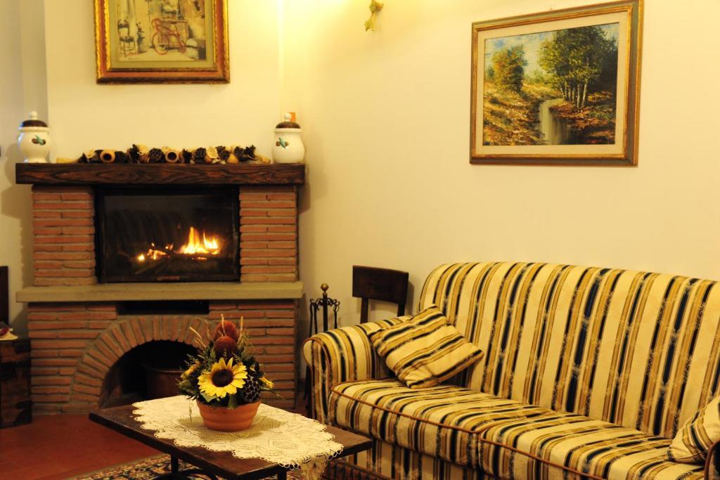 Agriturismo Il Sasso Anghiari Habitación foto
